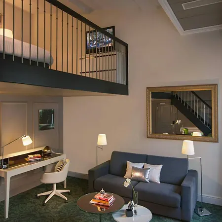 Renaissance Nobel Tour Eiffel Hotel 4*