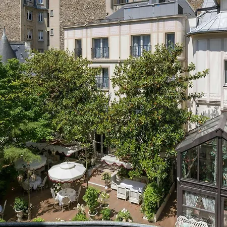 Renaissance Nobel Tour Eiffel 4*