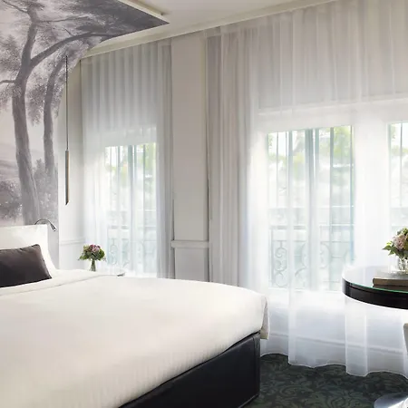 Hotel Renaissance Nobel Tour Eiffel