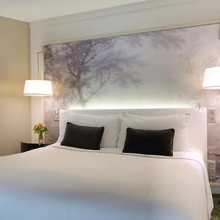 Hotel Renaissance Nobel Tour Eiffel