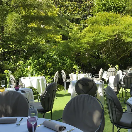 Renaissance Nobel Tour Eiffel Hotel Paris