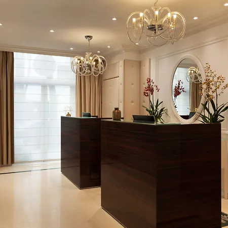 Renaissance Nobel Tour Eiffel Hotel Paris