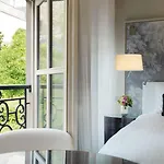 Отель Renaissance Nobel Tour Eiffel 4*