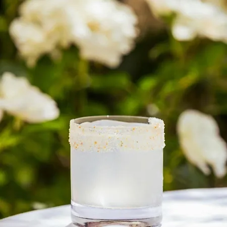 Hotel Renaissance Nobel Tour Eiffel 4*