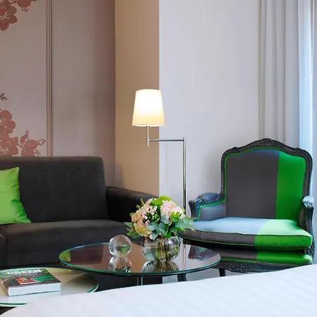 Renaissance Nobel Tour Eiffel فندق 4*
