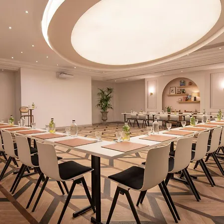 فندق Renaissance Nobel Tour Eiffel 4*