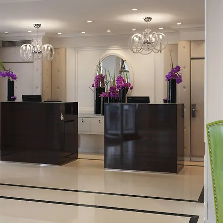 Hotel Renaissance Nobel Tour Eiffel Parijs