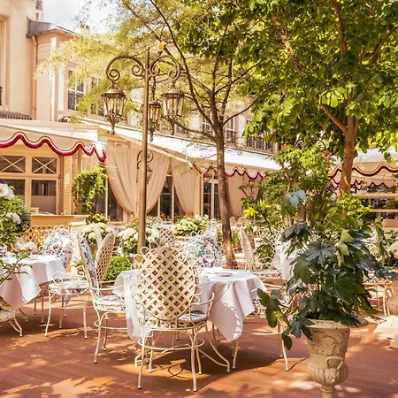 Hotel Renaissance Nobel Tour Eiffel Parijs