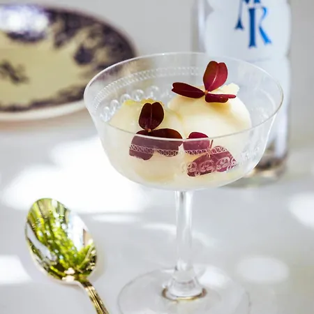 Renaissance Nobel Tour Eiffel 4* Parijs