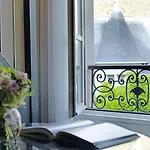 Renaissance Nobel Tour Eiffel 4*