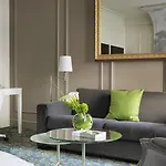 Hotel Renaissance Nobel Tour Eiffel 4*